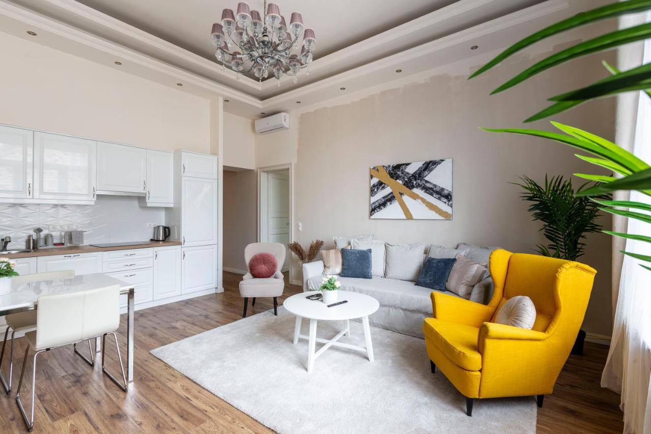 Luxurious Central Apartment In Liszt Ferenc Square Budapešť Exteriér fotografie
