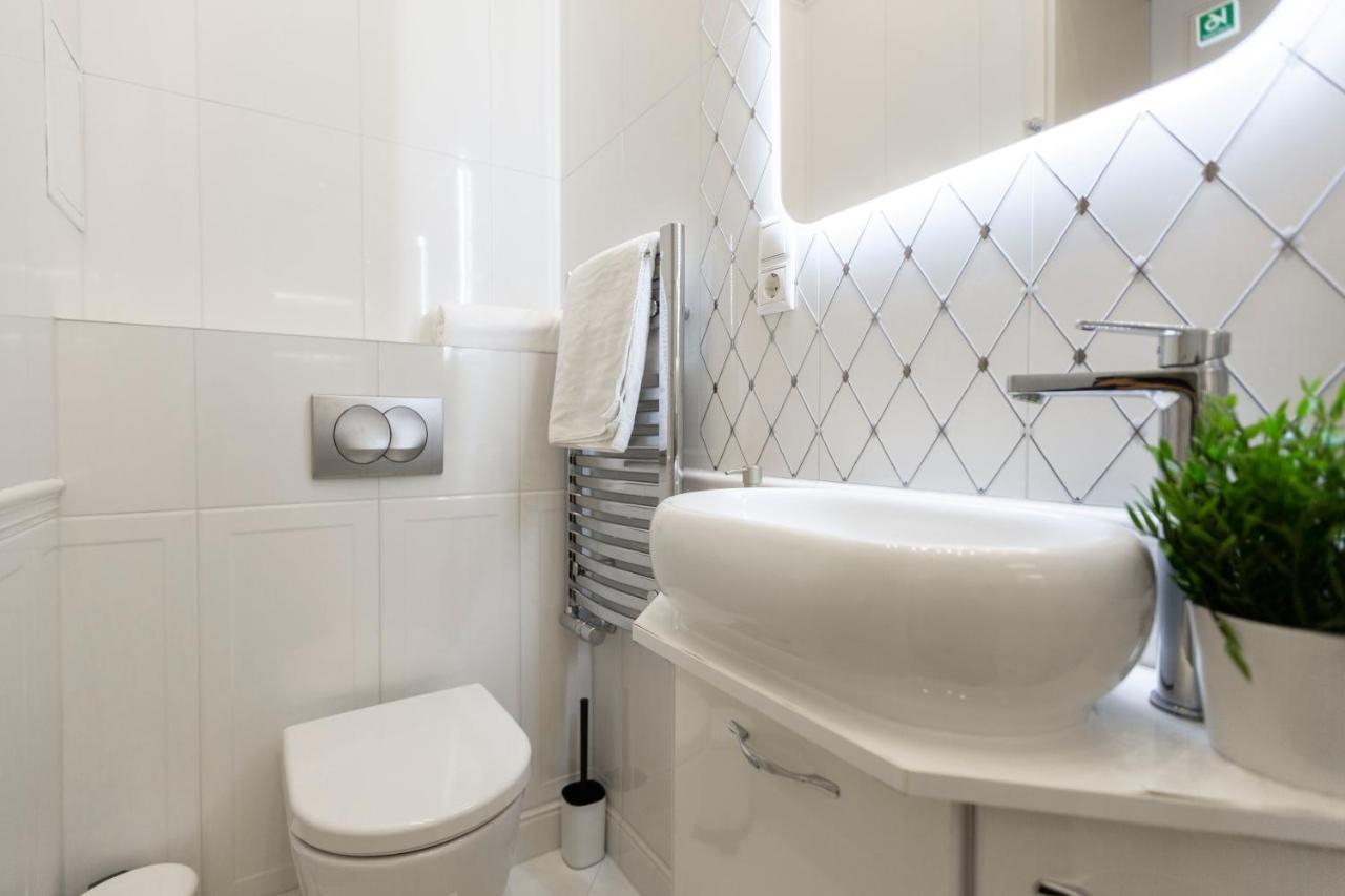 Luxurious Central Apartment In Liszt Ferenc Square Budapešť Exteriér fotografie