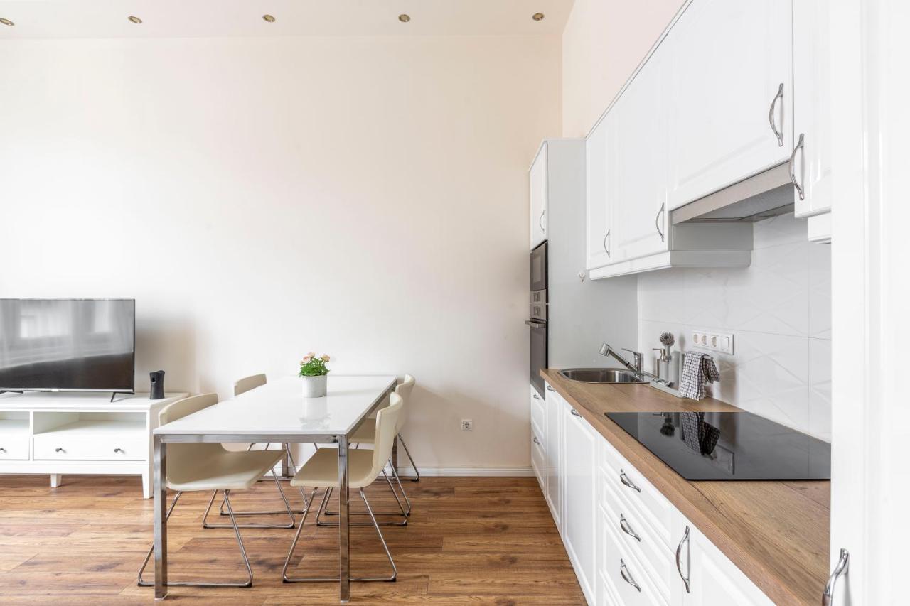 Luxurious Central Apartment In Liszt Ferenc Square Budapešť Exteriér fotografie